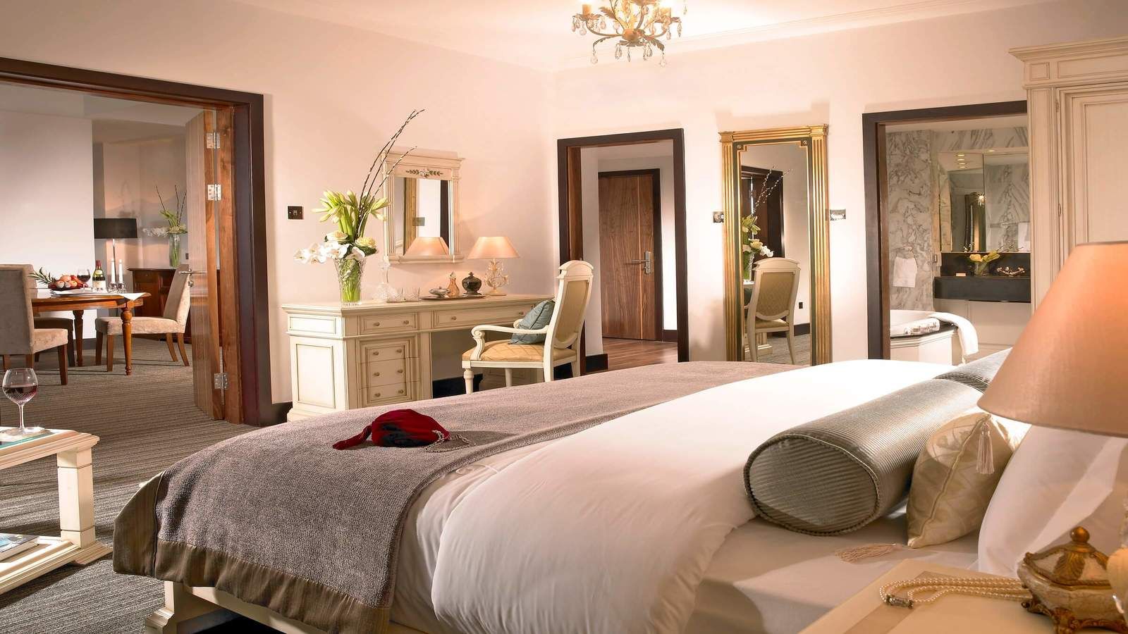 Accommodations in Cork - Presidential Suite | Rochestown Park Hotel